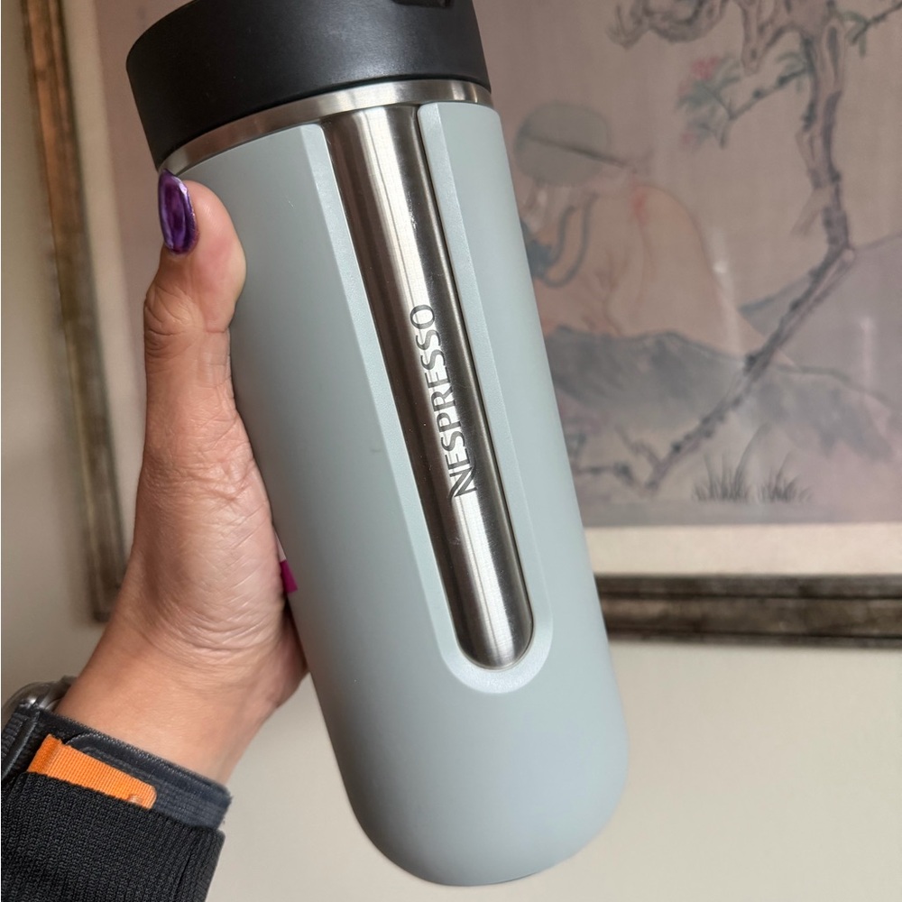 Nespresso Stainless Travel Mug in EUC 18oz